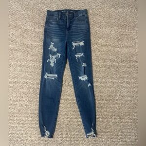 American Eagle high waisted, skinny jeans
